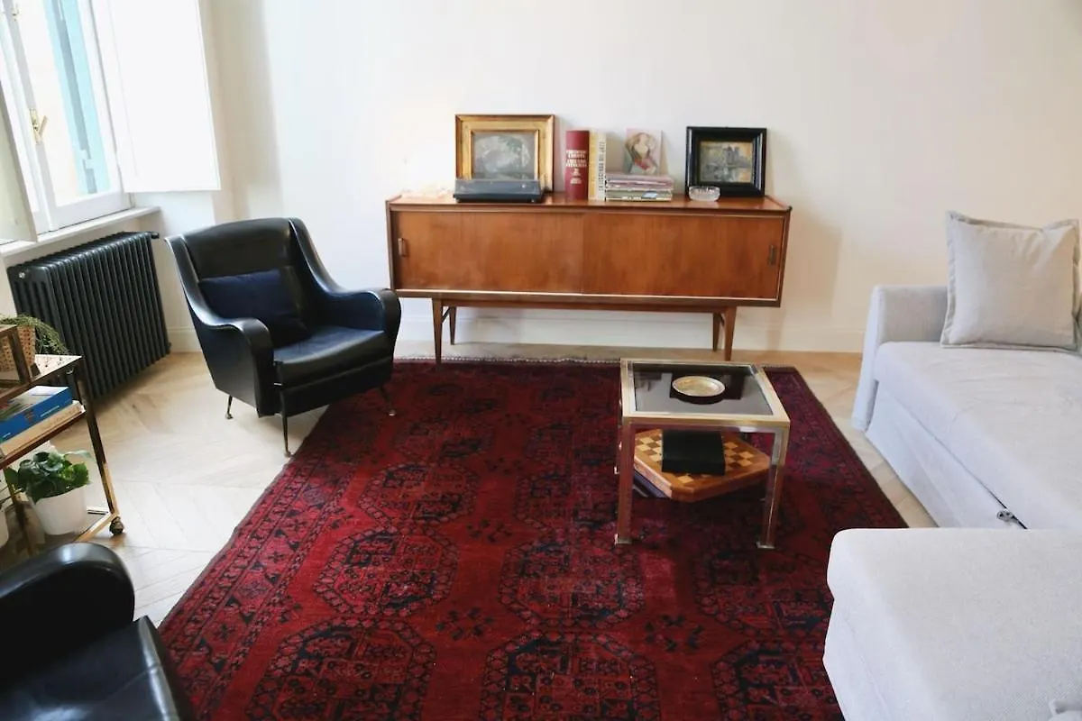 Timeless Elegance In Trastevere Rom 0*,  Italien