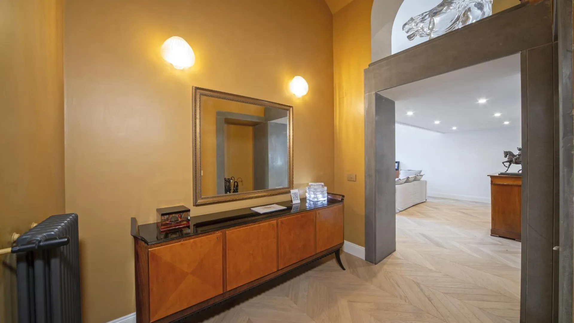 Timeless Elegance In Trastevere 로마