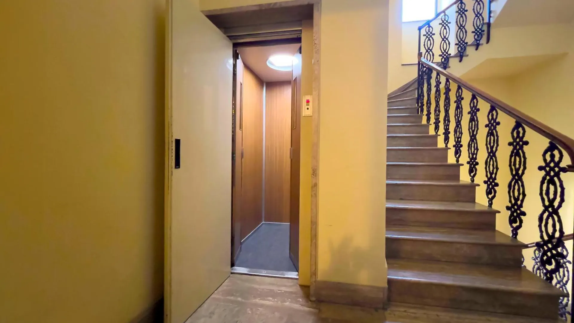 아파트 Timeless Elegance In Trastevere 로마