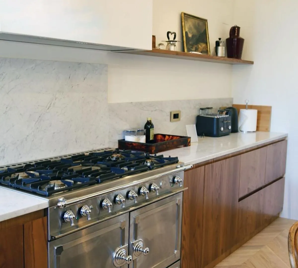 Timeless Elegance In Trastevere Rome Apartment